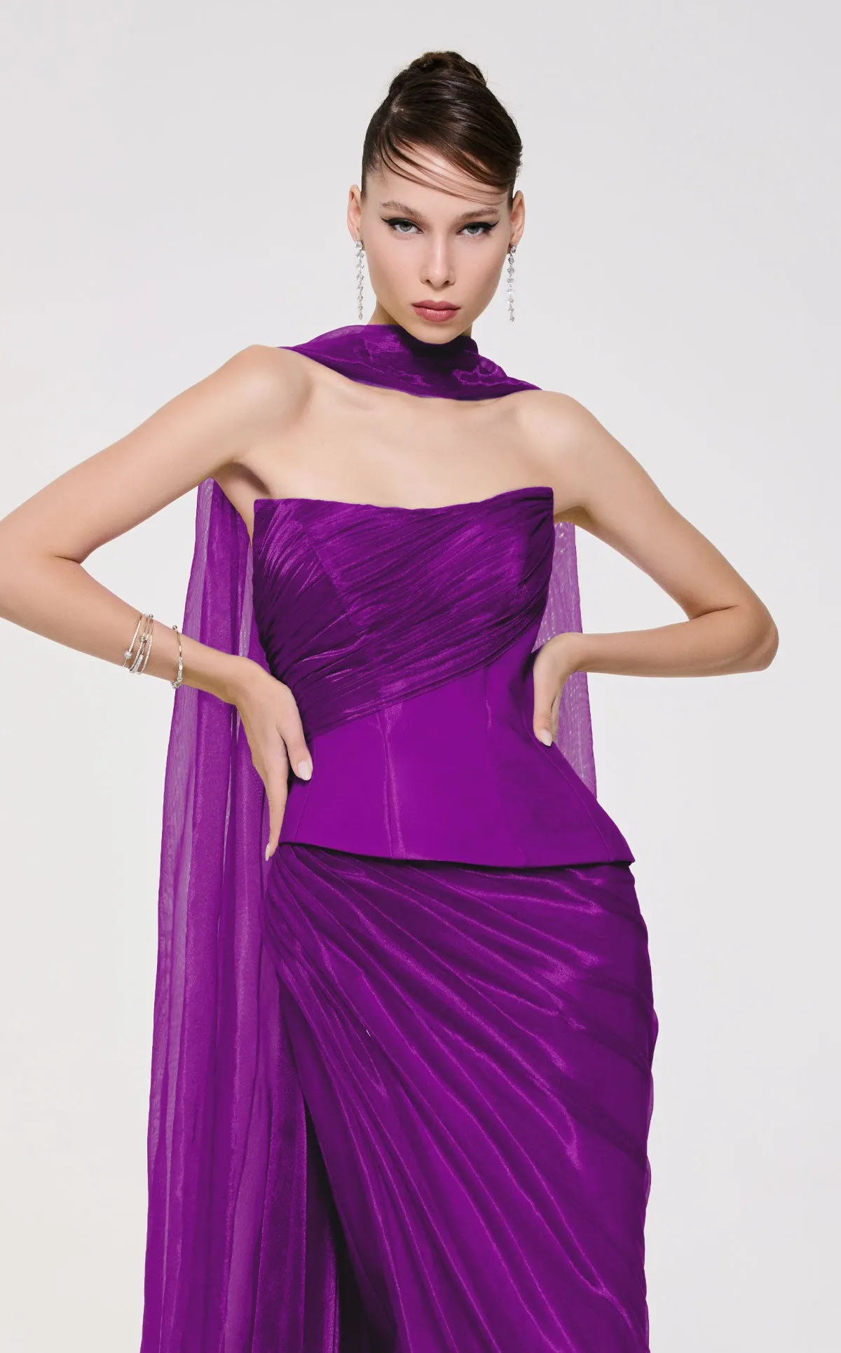 Style F02894