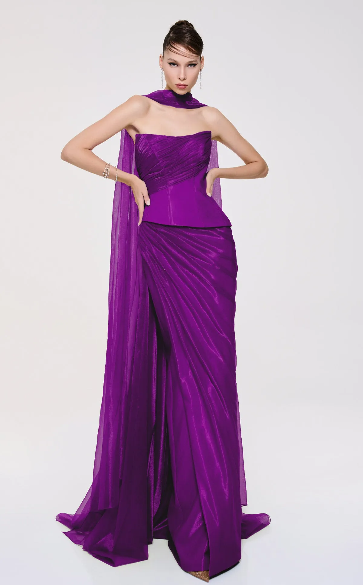 Style F02894