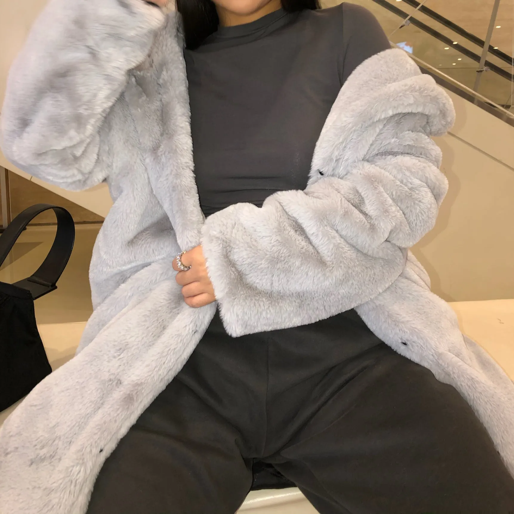 SYNEZ Tim Long Furry Coat
