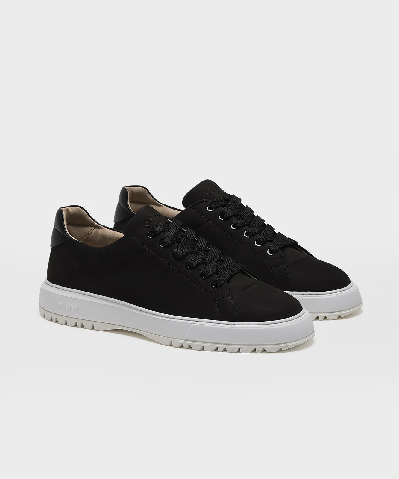 The Tennis Top Black Nubuck