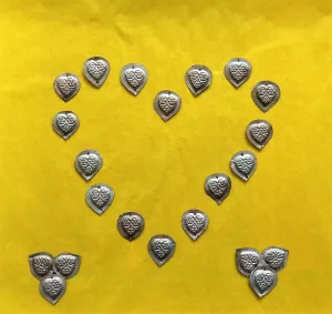 Tribal heart application for bags, jewelry and soft furnishings