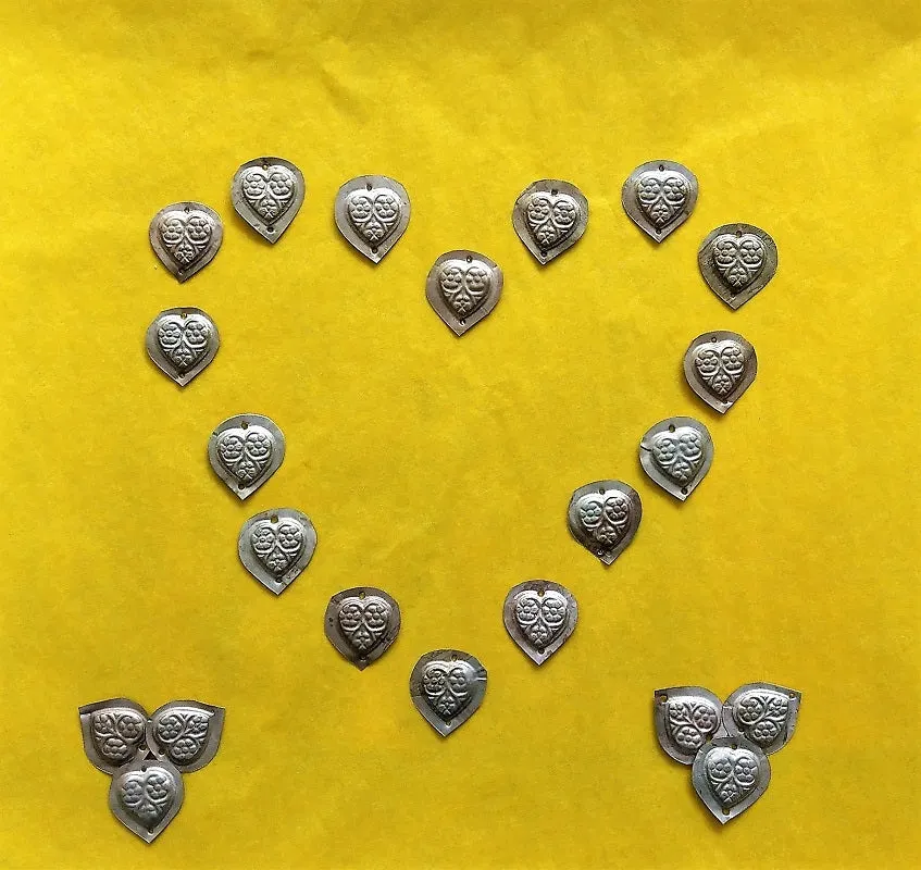 Tribal heart application for bags, jewelry and soft furnishings