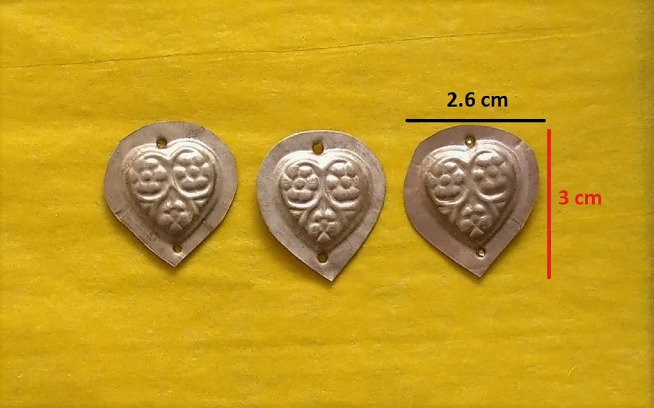 Tribal heart application for bags, jewelry and soft furnishings