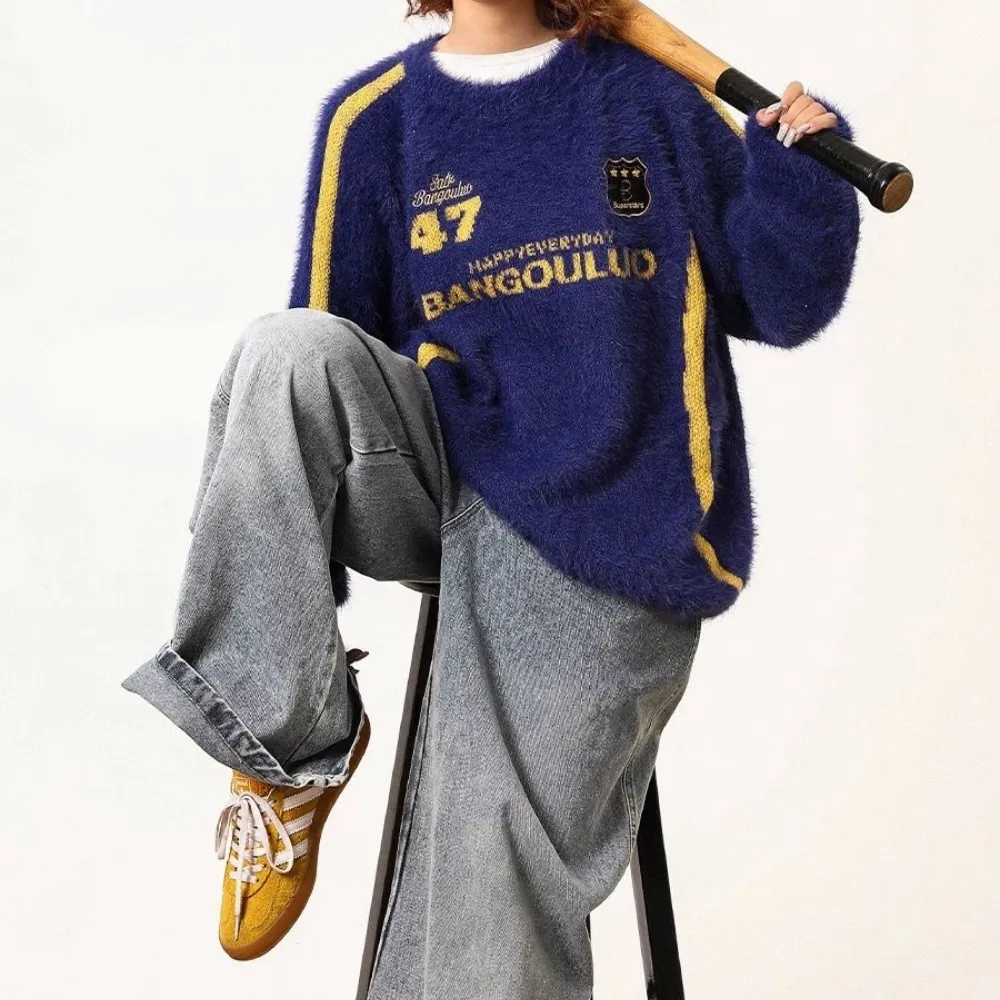 “Urban loose street racing style"Sweater