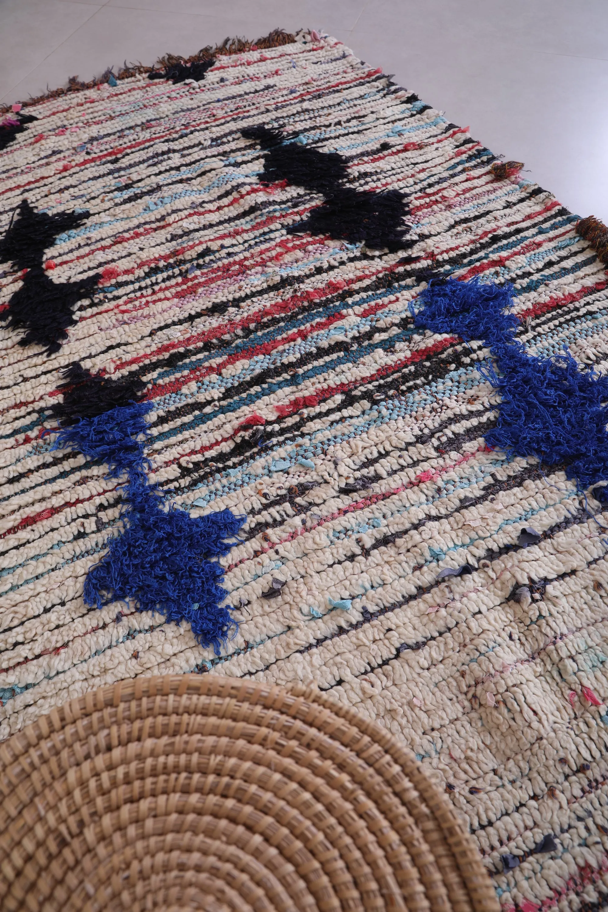 Vintage Moroccan Rug 3.3 x 5 FT - Unique Bohemian Style