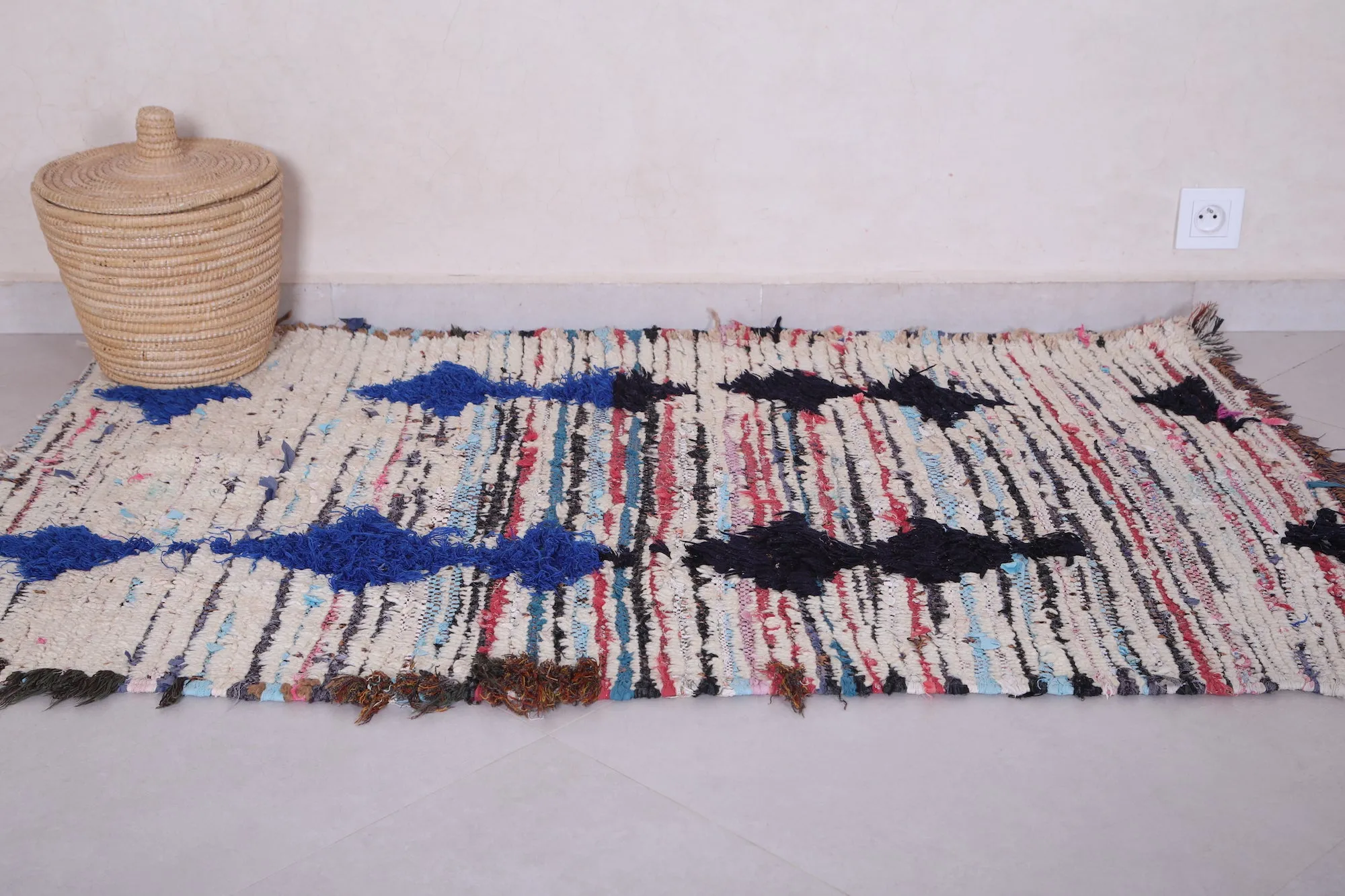 Vintage Moroccan Rug 3.3 x 5 FT - Unique Bohemian Style