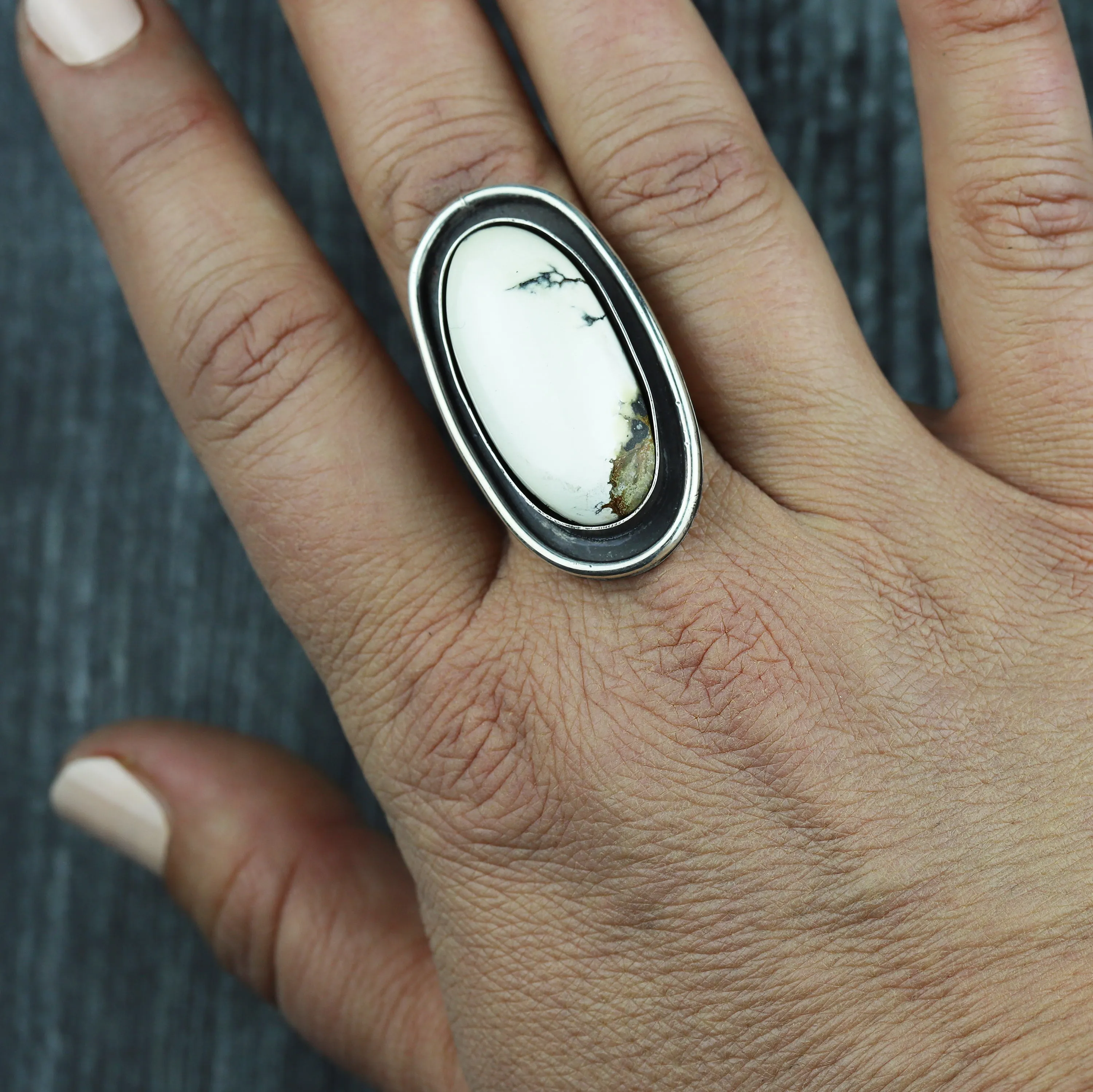 White Buffalo Shadowbox Ring No.7