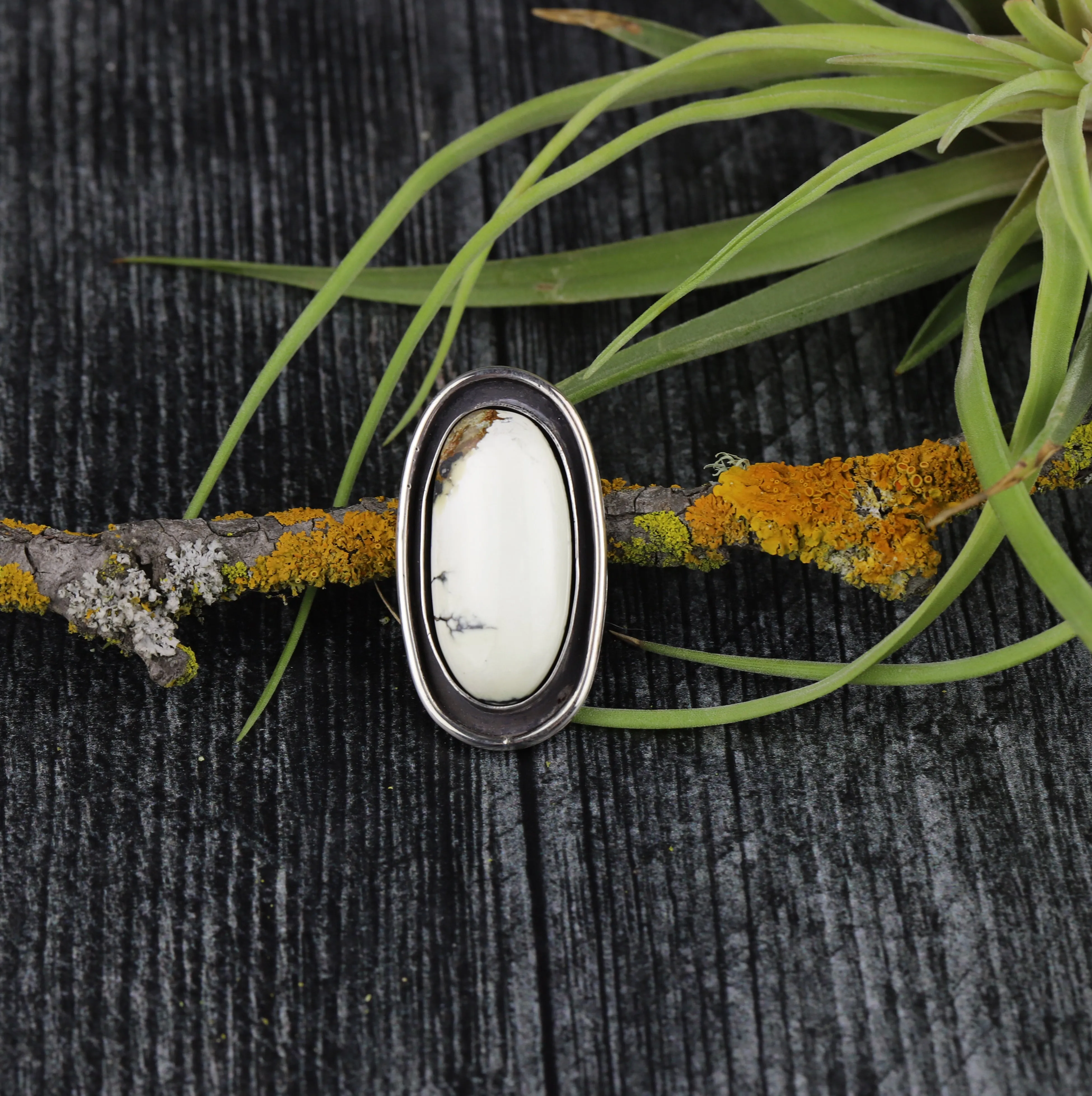 White Buffalo Shadowbox Ring No.7